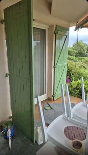 Rénovation de volets exposés à l’érosion marine en urgence à Porto-Vecchio, Porto-Vecchio, SOS Multiservices